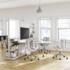 Herman Miller OE1 malliston Hudlle valkoinen neuvottelupöytä.