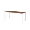 Herman Miller OE1 malliston Rectangular toimistopöytä.